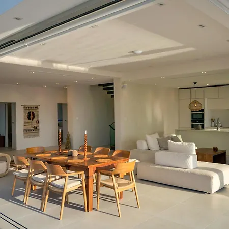 Serenity Villa *
